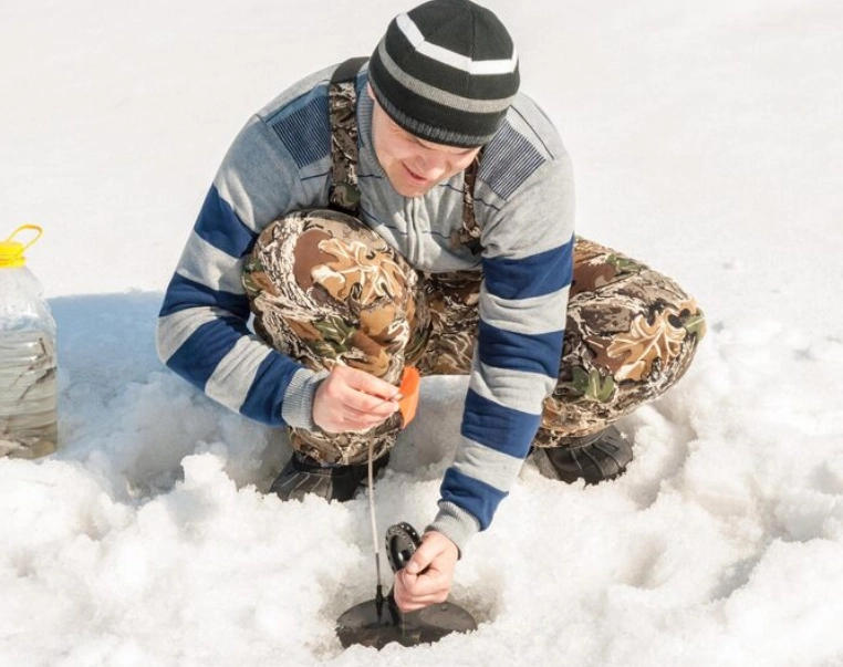 How to Practice Ice Fishing Techniques for the 2026 New Year's Holiday
