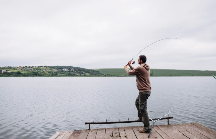 Don’t Let Space Limit Your Adventure 5 Benefits of Telescopic Carbon Fishing Rods